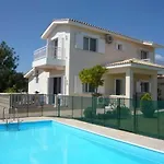 Capers Case de vacanță