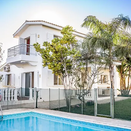 Сasa de vacaciones Capers Lachi