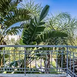 Holiday home Capers Lachi