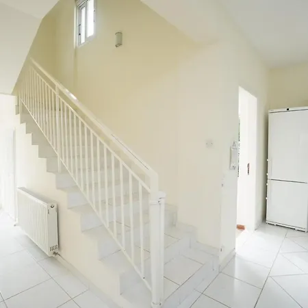 度假居 Capers 拉基