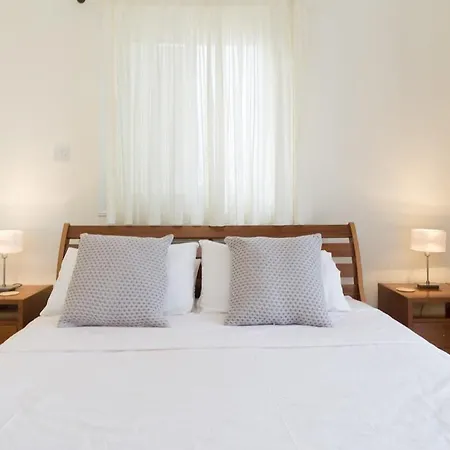 度假居 Capers 拉基