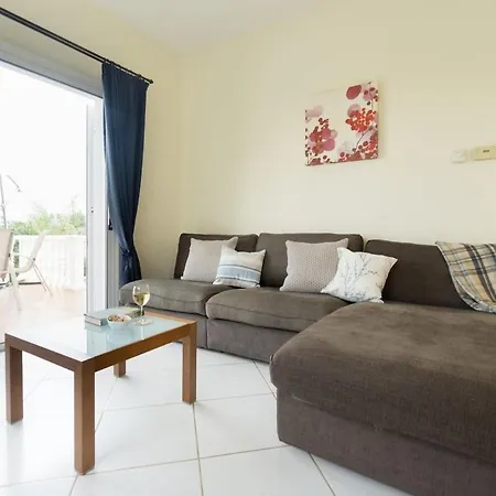 Capers 度假居 拉基