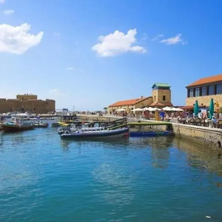 度假居 Capers 拉基